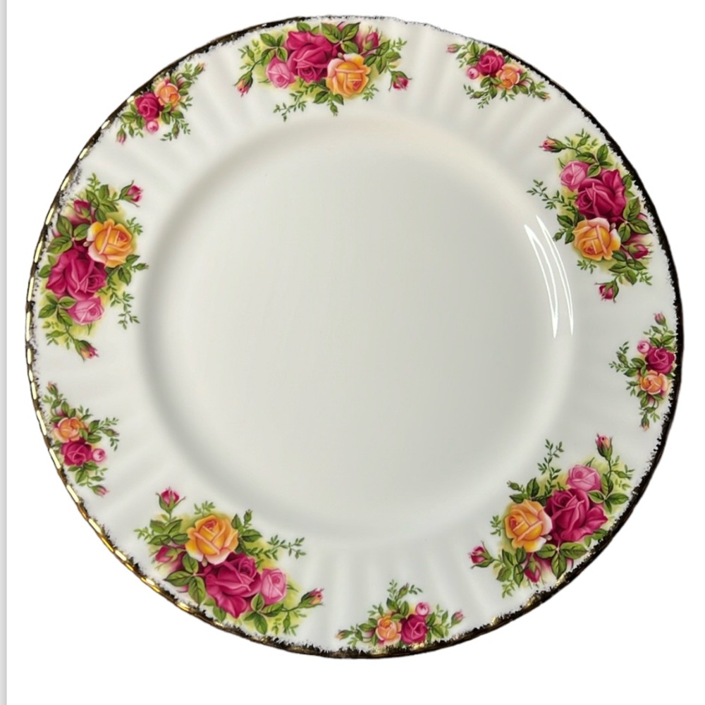 DINNER PLATE OLD COUNTRY ROSES 1962 ROYAL ALBERT BONE CHINA ENGLAND VINTAGE